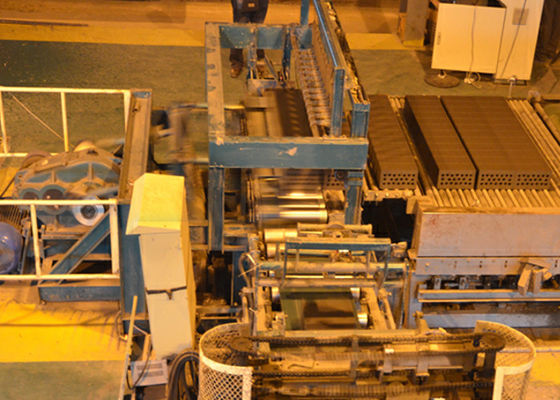 건설자재 생산을 위한 첨단 기술로 고출력 효율적인 붉은 벽돌 제조 기계